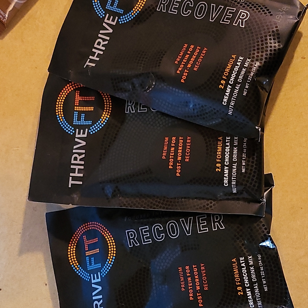 Le-Vel Thrive Recover Shakes
